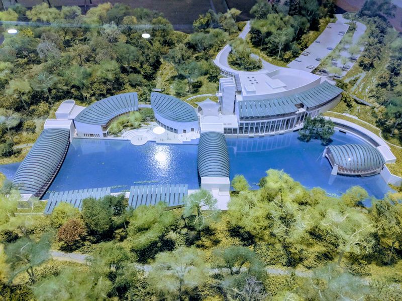 A Small Ozarks Town With Big-League Art