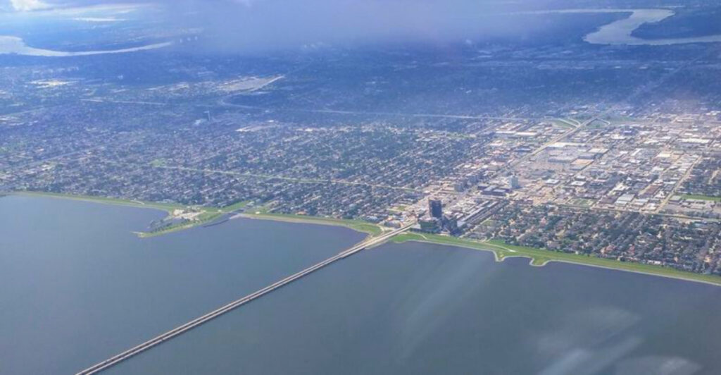 The World’s Longest Bridge That Triggers Panic Attacks in Drivers