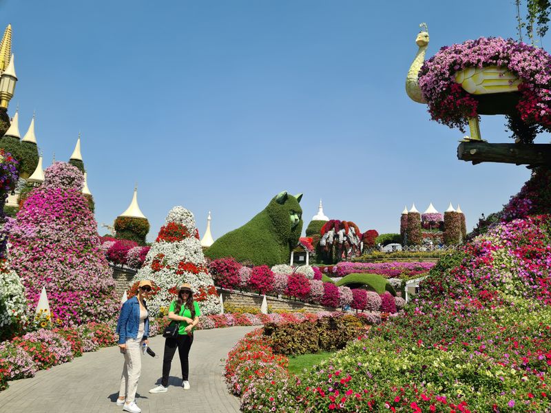 You're allowed to wander for hours but it's comfortable to do so