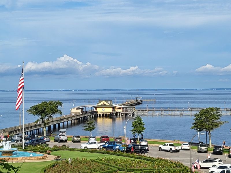 Fairhope Municipal Pier & Park (sunset stroll + classic bay views)