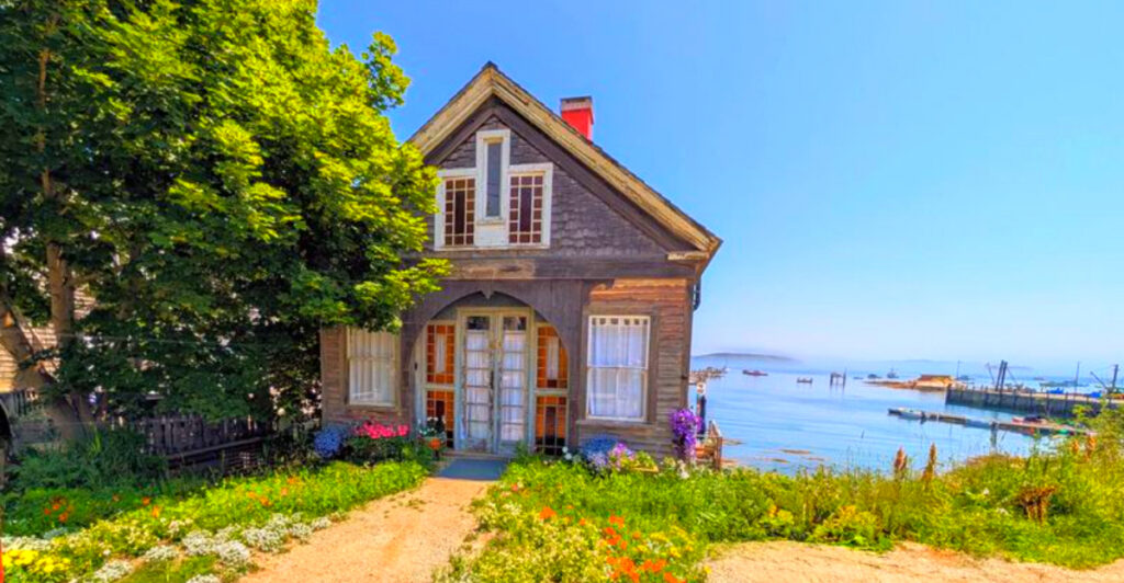 This Coastal Maine Spot Is the New Bar Harbor – Just Don’t Tell Anyone