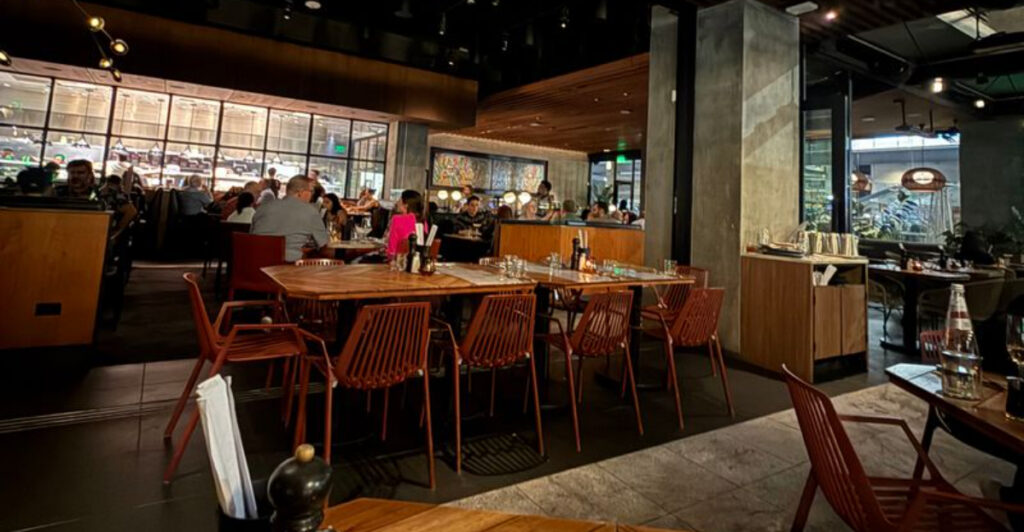 This Downtown LA Restaurant Combines Modern Cuisine With Vibrant Atmosphere