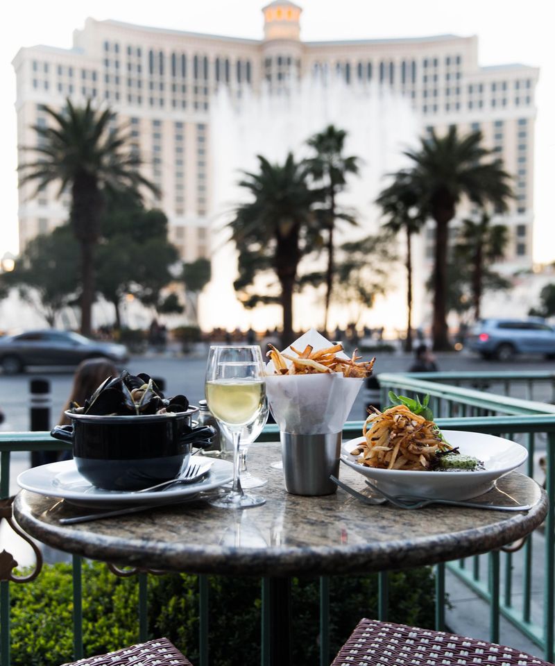 Patio Views of the Bellagio Fountains
