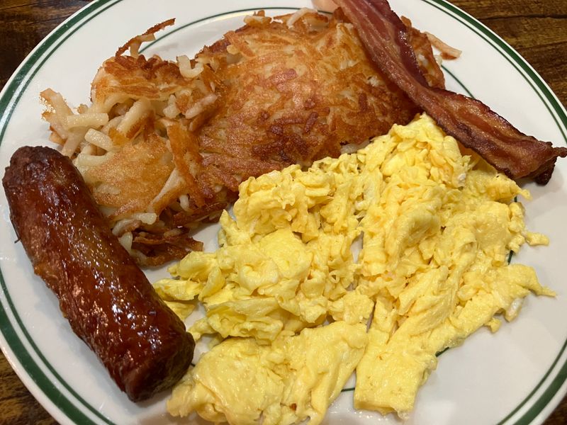 Why Locals Guard This Late Night Gem