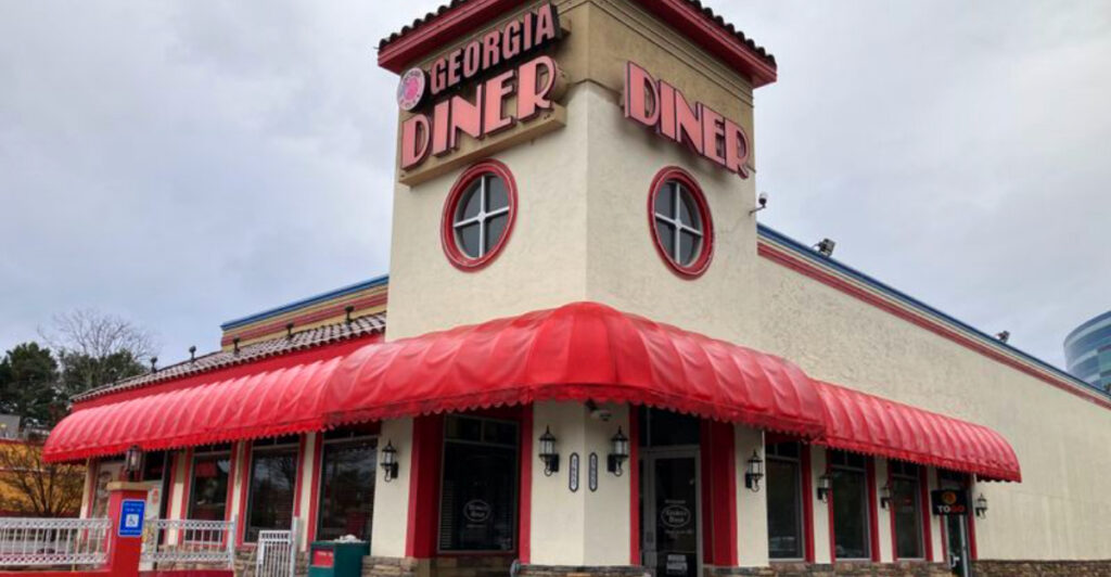 This Georgia 24-Hour Restaurant Is One Locals Prefer to Keep to Themselves