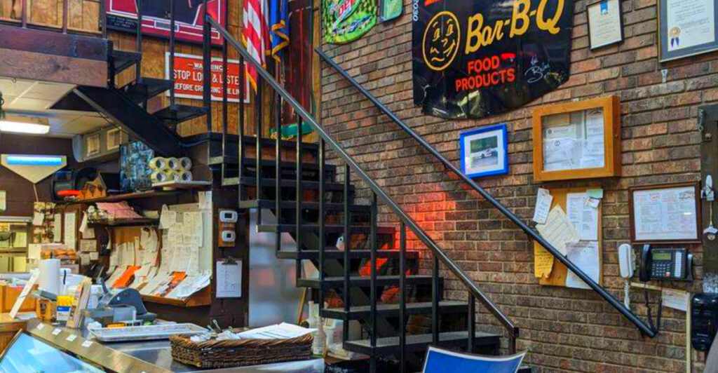 This Kentucky Buffet Quietly Serves One of the State’s Best Meals