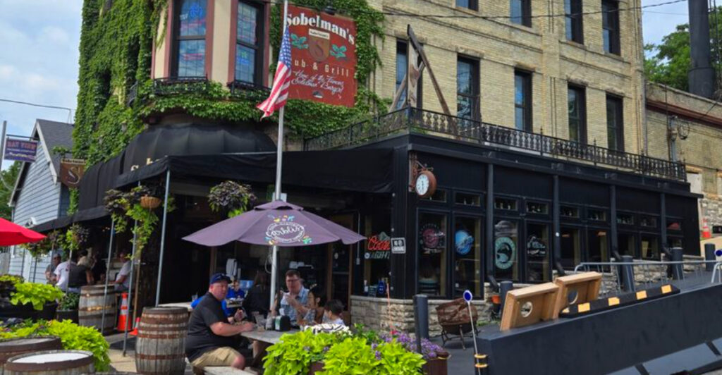 This Milwaukee Bar Feels Like a True Wisconsin Food Tradition
