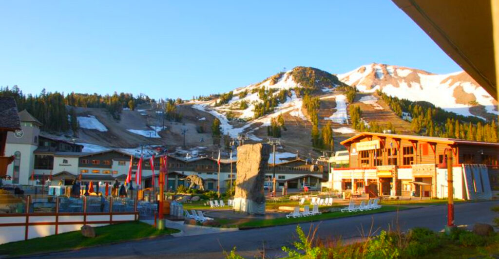 This Nevada Mountain Town Is the New Tahoe – But Cheaper