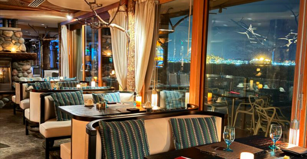 This Seattle Restaurant Feels Like a Waterfront Dining Experience Without Leaving the City