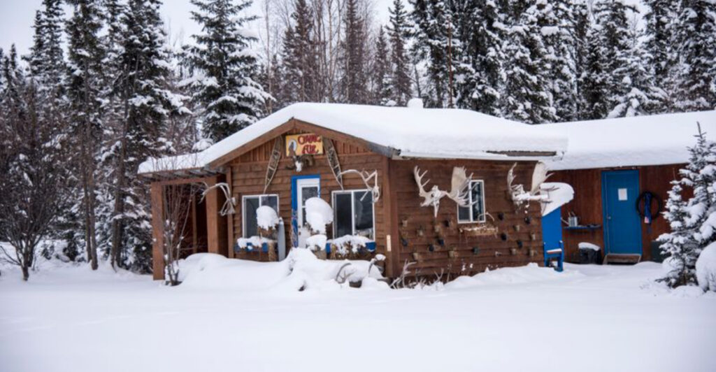 This Tiny Alaskan Stop Near the Arctic Circle Feels Like Another Planet