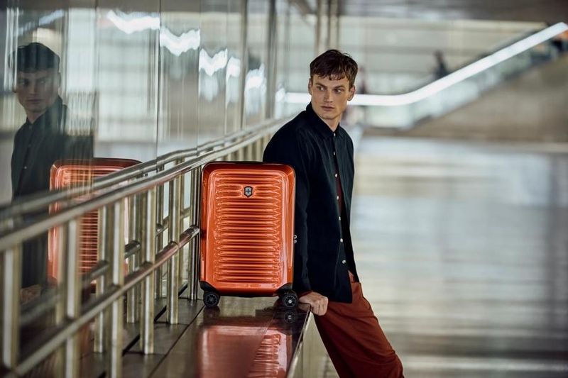 Victorinox Airox Frequent Flyer Hardside Carry-On 