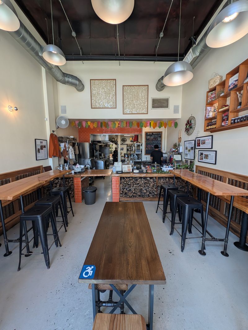 Turon with Caramel Dip