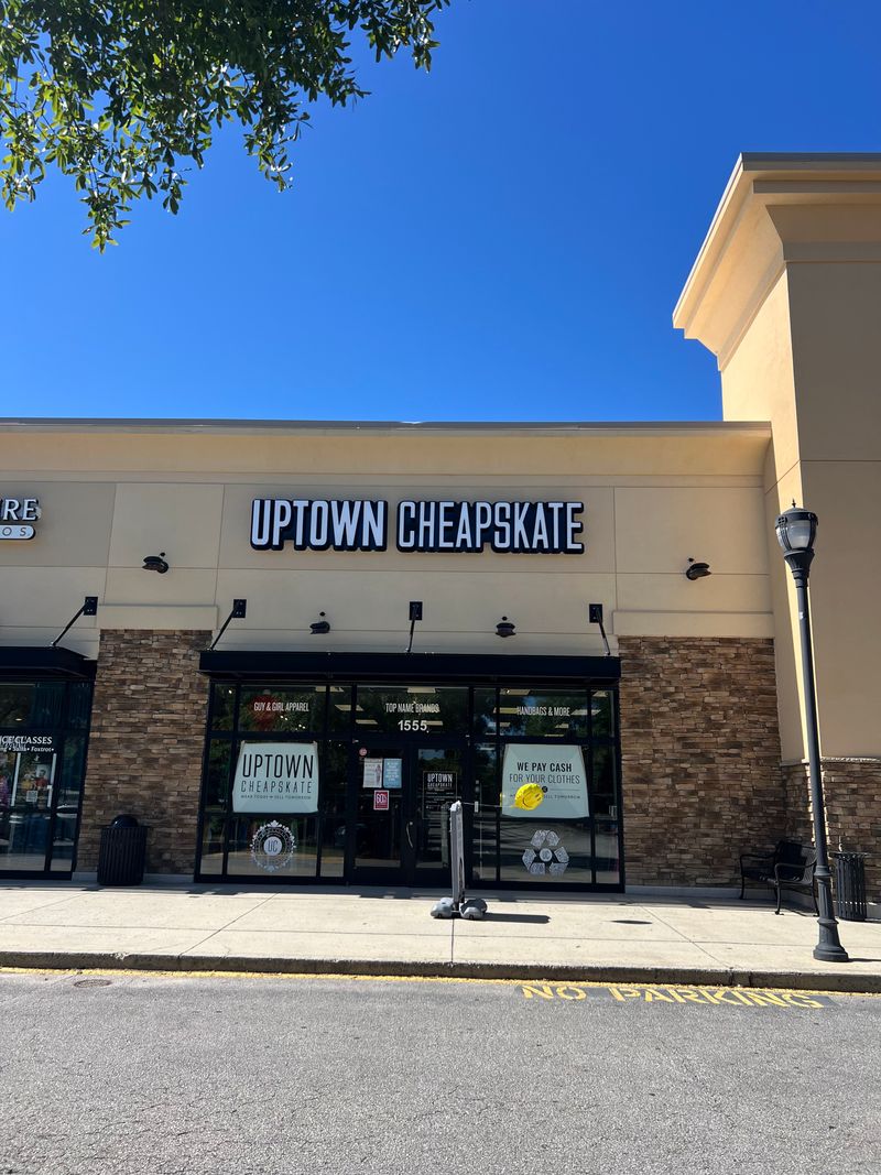 Uptown Cheapskate Apex — Apex, NC