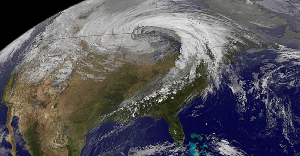 Weekend Nor’easter Timeline: When Snow, Wind, and Coastal Impacts Will Hit from the Carolinas to New England