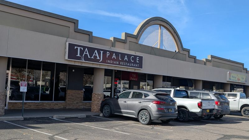 Location, Hours, and Parking Essentials