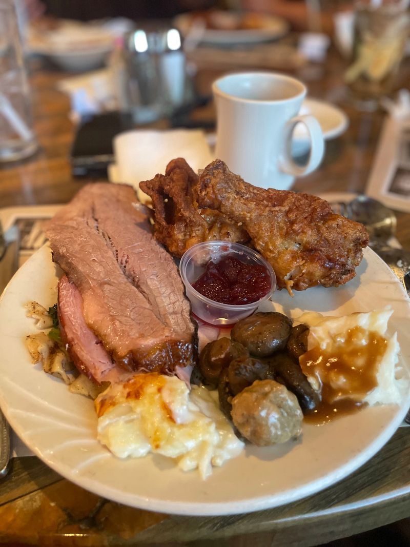 Signature buffet favorites you should not miss