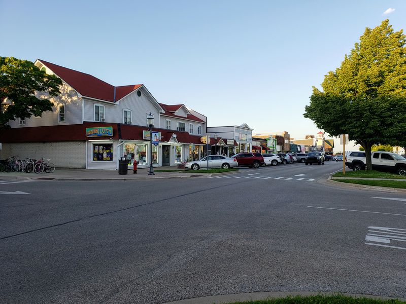 Coffee, Fudge, and Local Flavor Stroll
