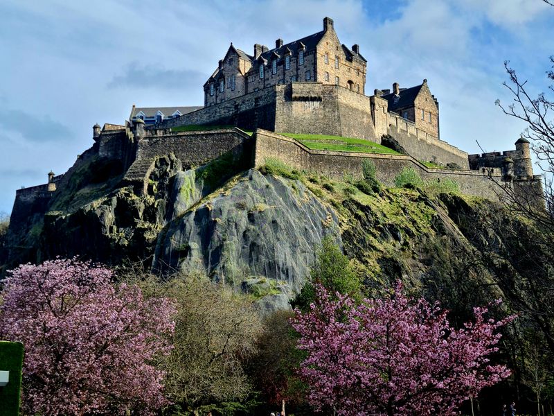 Edinburgh Castle — Scotland’s Strategic Stronghold