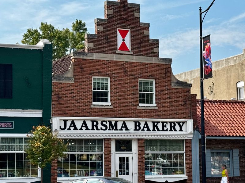 Jaarsma Bakery - Pella, IA
