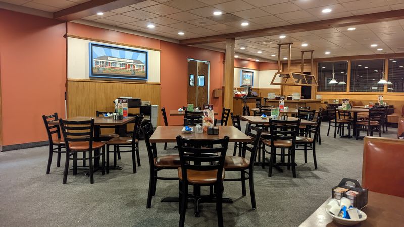 Russ’ Restaurant – Holland, MI