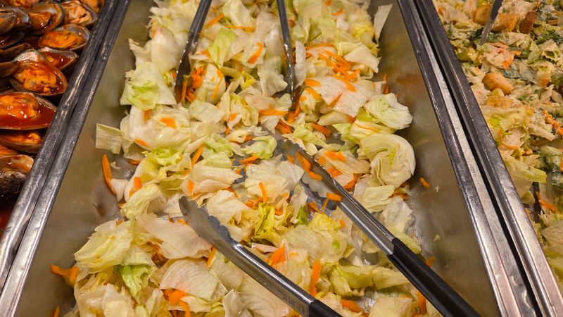 Royal Buffet & Grill