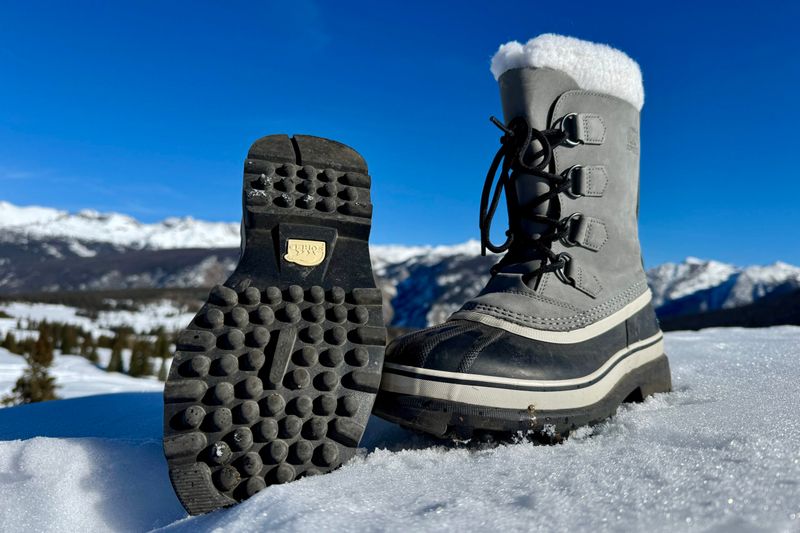 Sorel Caribou Waterproof Boot — Classic Ice-Ready Grip & Warmth