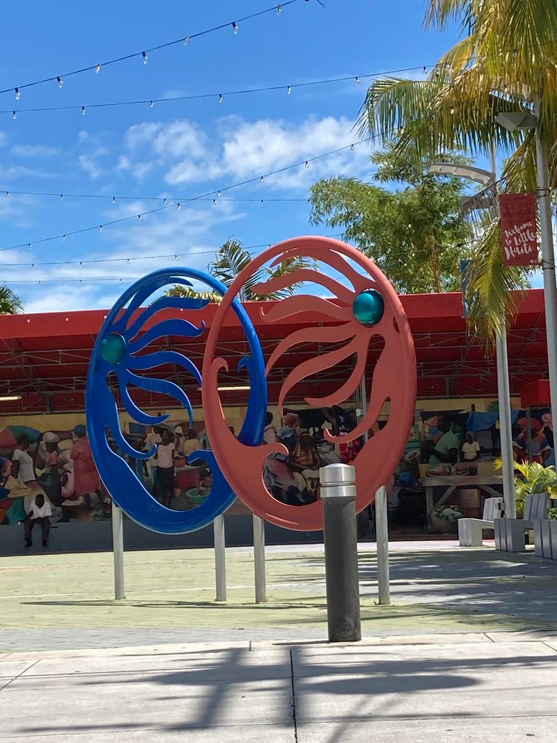 Miami, Florida — Beach Culture & Urban Life