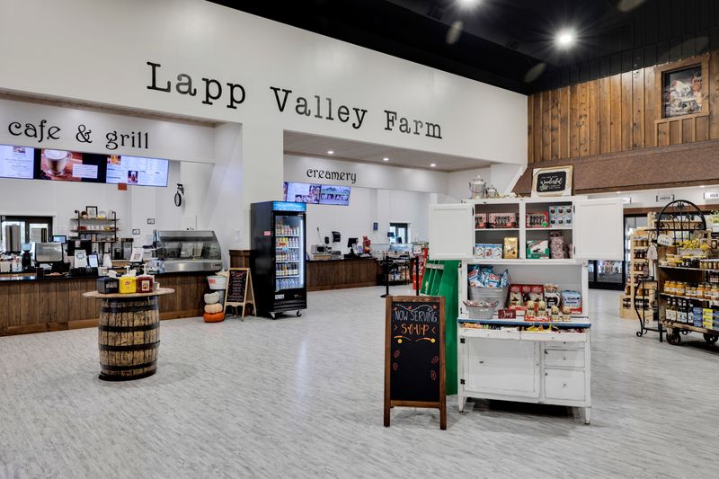 Lapp Valley Farm Creamery & Café (Gordonville)