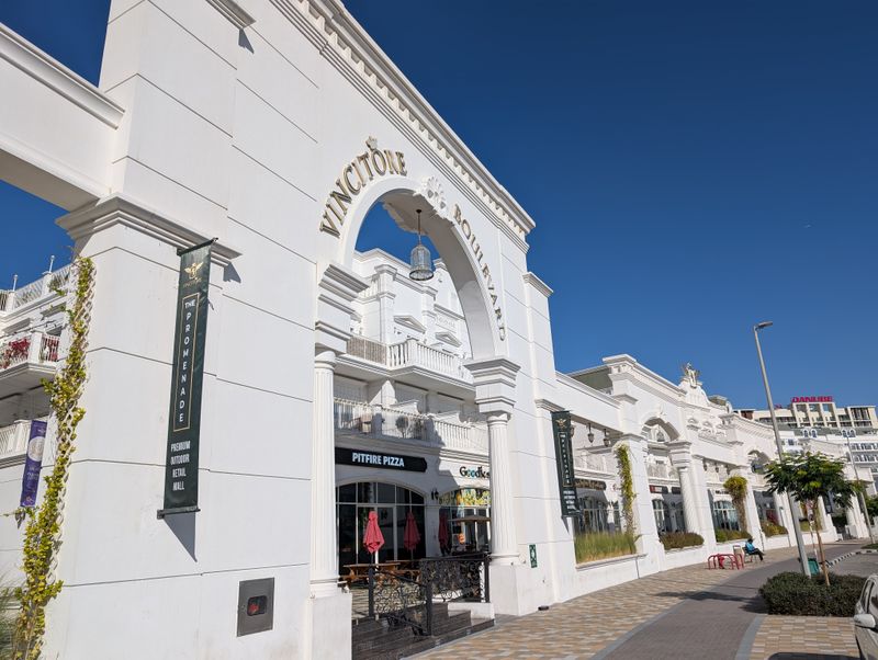 There are around 30 food and beverage vendors inside