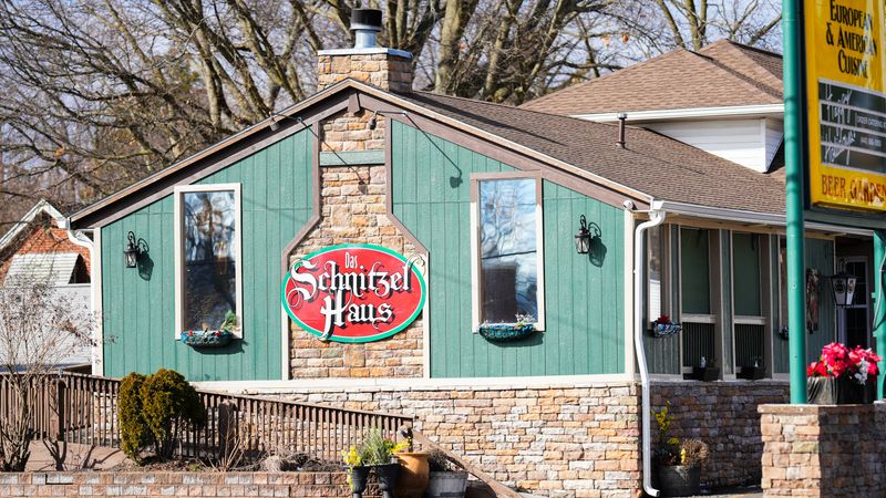 Das Schnitzel Haus (Parma, OH)