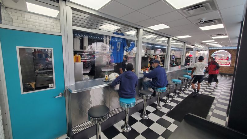 L. George's Coney Island (Detroit – W McNichols)