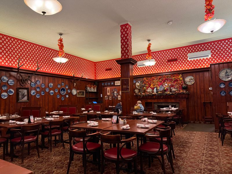 Student Prince Cafe and The Fort, Springfield, Massachusetts