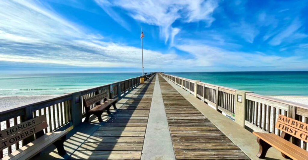 10 Florida Fishing Piers Perfect For A Free Family Morning