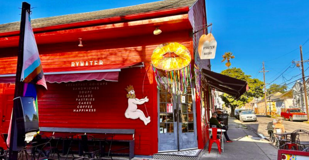 11 New Orleans Dessert Counters Where “Just One Bite” Turns Into A Sugar-Dusted Reckoning