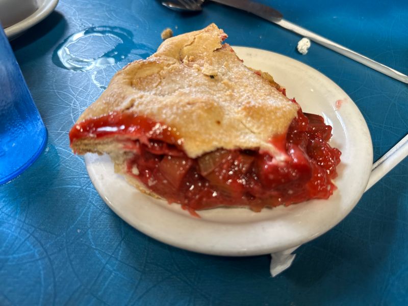 Schmucker's Restaurant (Toledo) - A slice of their famous homemade pie