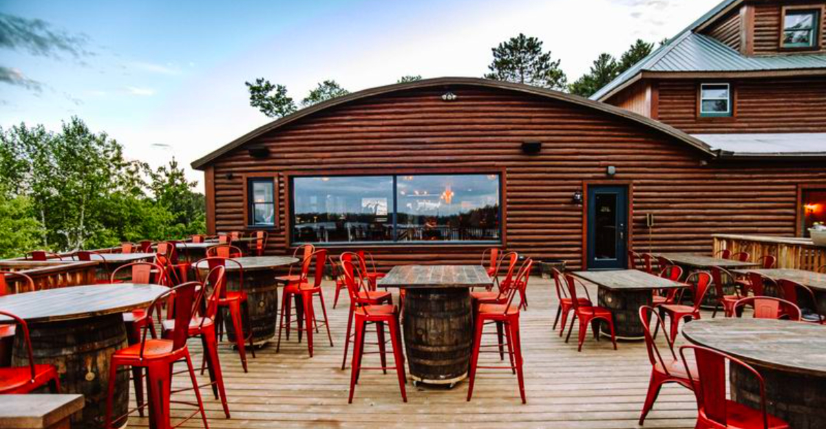 12 Wisconsin Northwoods Supper‑Clubs Away From the Map
