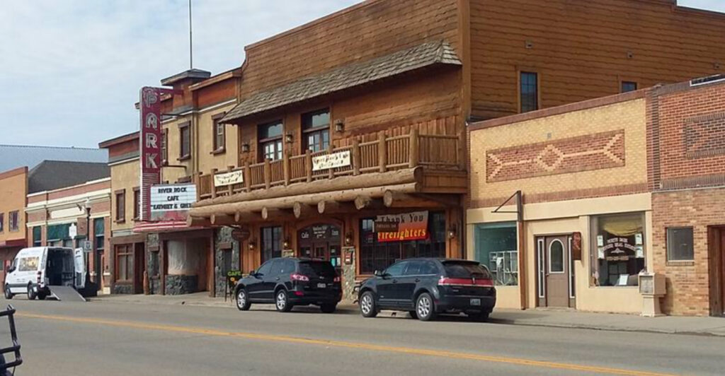 13 Quiet Colorado Towns With the Kind of Views You’ll Brag About Forever
