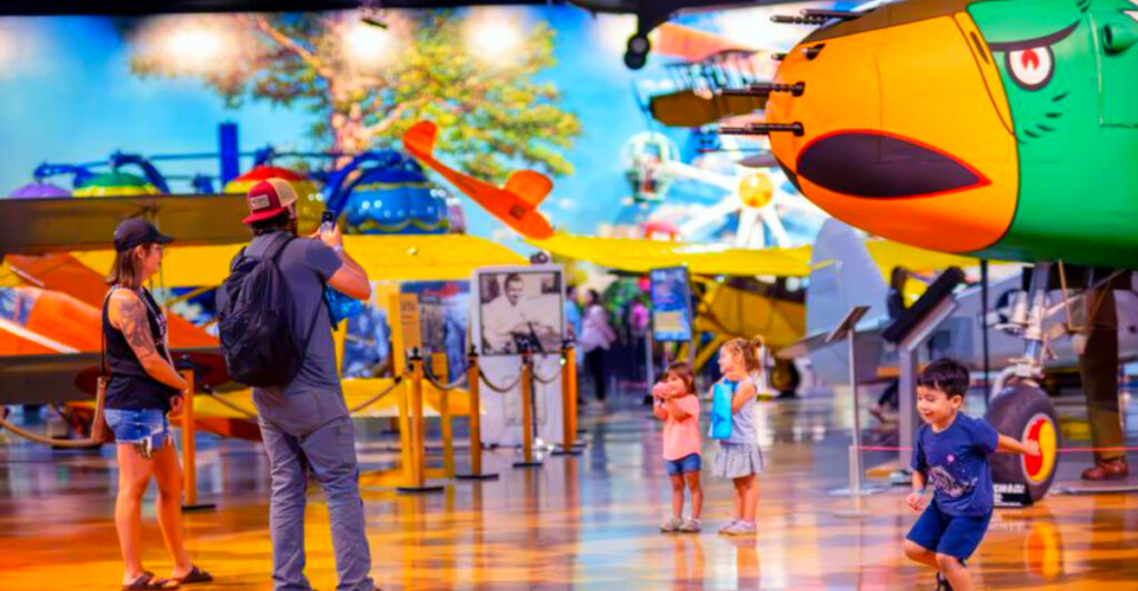 13 Quirky Michigan Attractions That Are Actually Amazing