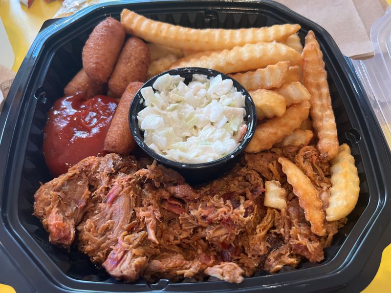 Pierce's Pitt Bar-B-Que (Williamsburg) - The open-pit Virginia legend