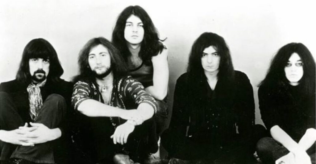 15 Classic Rock Songs Boomers Swear Were Better on Vinyl