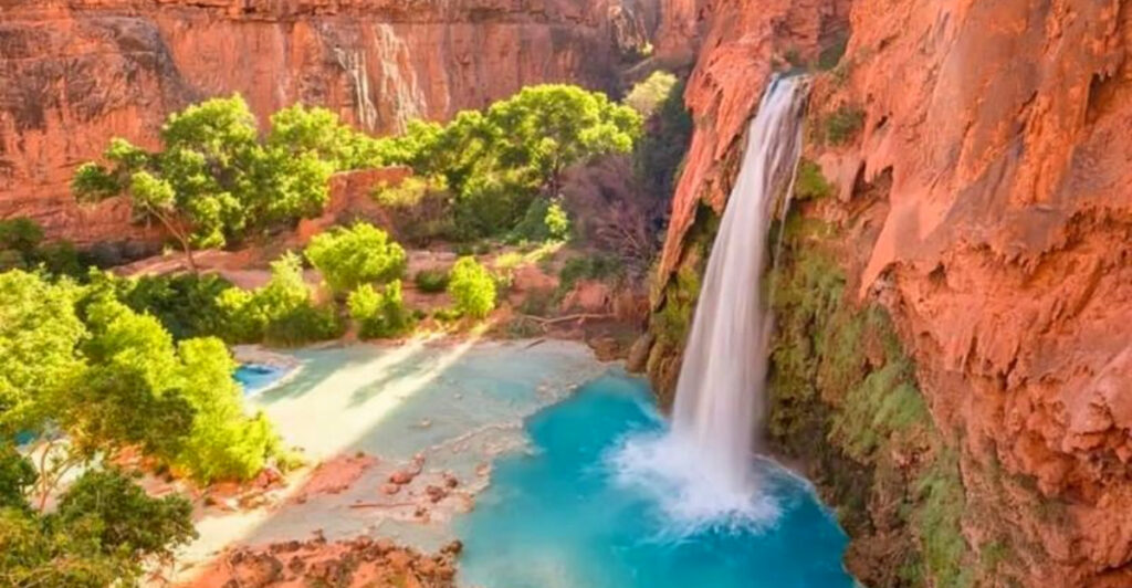 15 Jaw-Dropping U.S. Trails That Every Hiker Should Experience