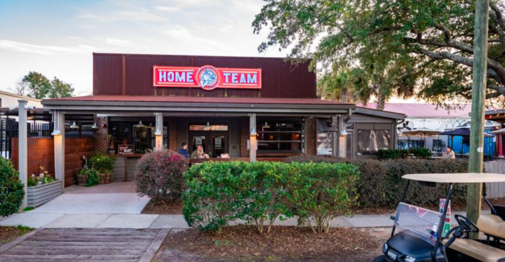 15 Must-Try Food Spots in Charleston, South Carolina That Visitors Keep Coming Back To