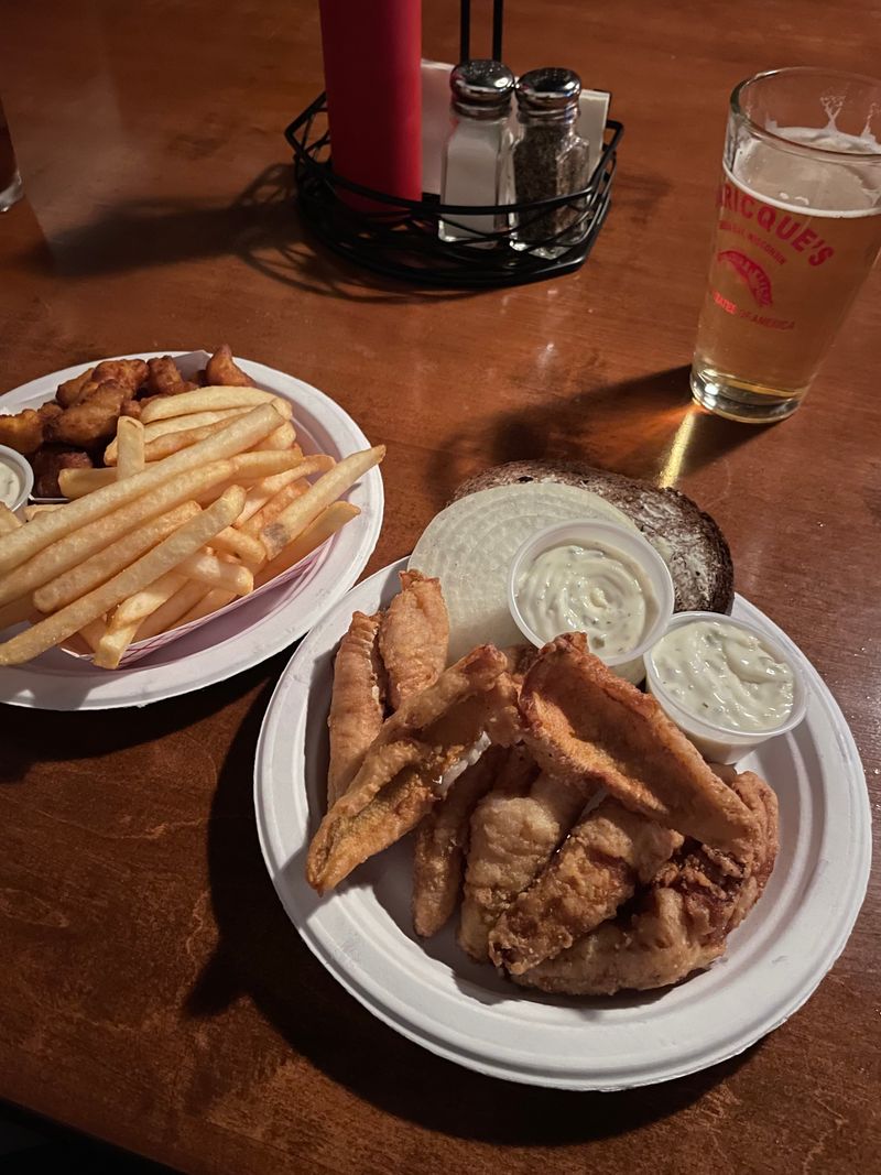 Maricque's Bar, Green Bay