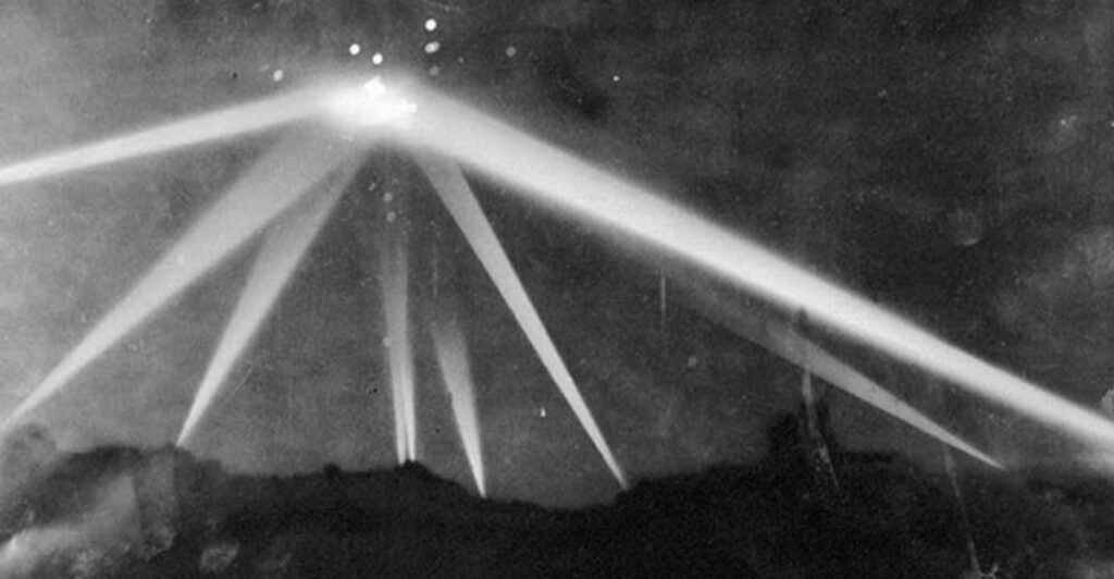 15 of the Most Famous UFO Sightings in the World
