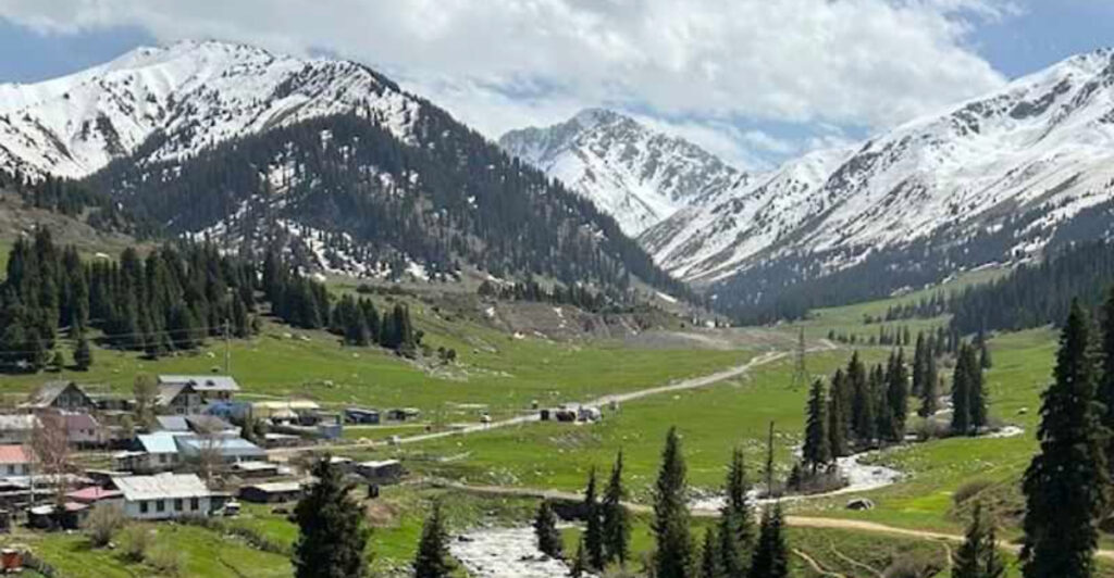 17 Mountain Towns Worldwide That Deliver Big Views Without Big Crowds