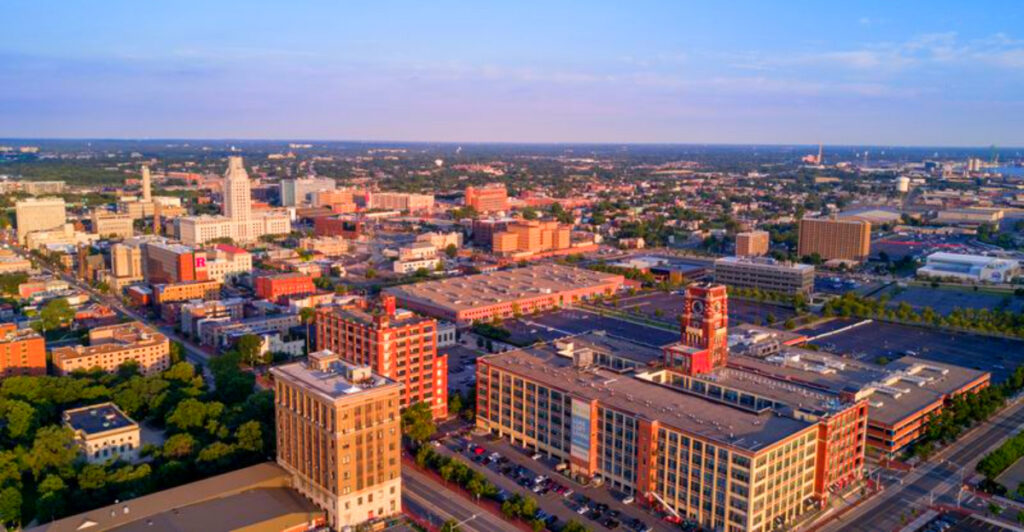 20 U.S. Cities That Were Bigger (and Busier) 50 Years Ago
