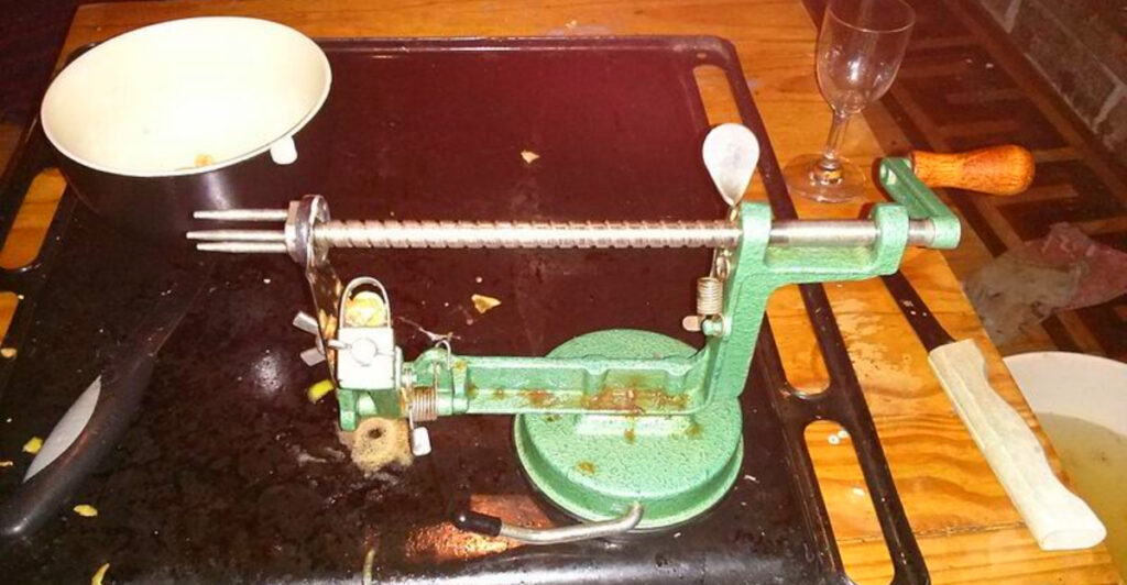 21 Vintage Kitchen Tools That Made These Meals Possible