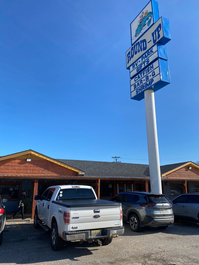 Catfish Round-Up Restaurant, Seminole, OK