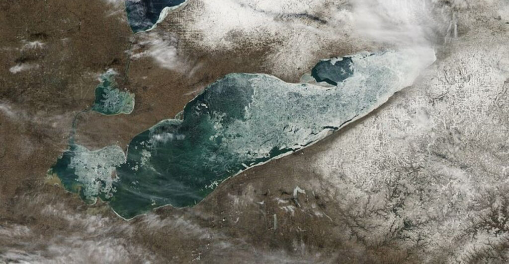 80-Mile Crack Tears Across Frozen Lake, Residents Say It ‘Felt Like an Earthquake’