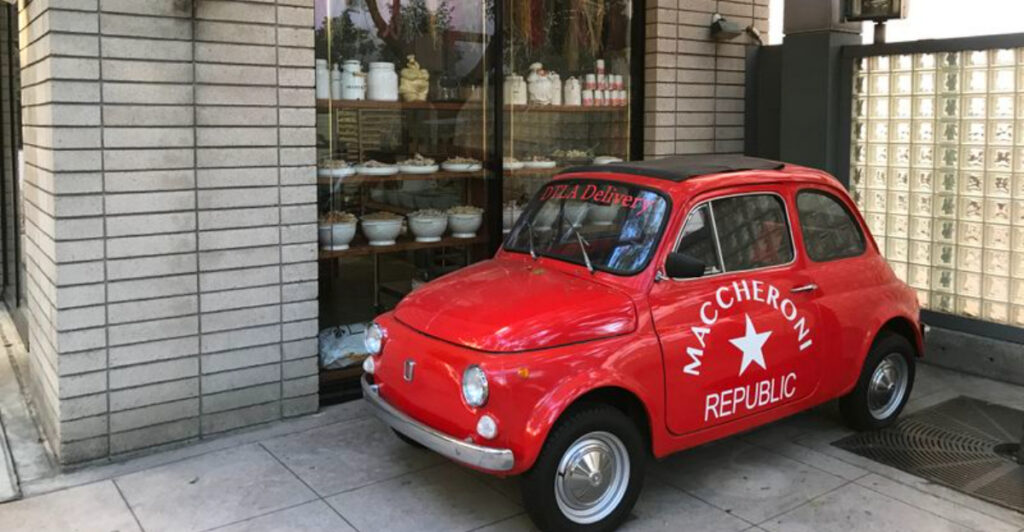 A Cozy Los Angeles Gem Serving Old-School Italian Favorites